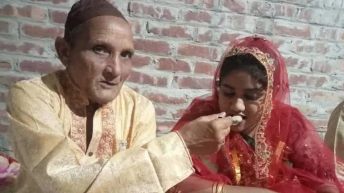 আলোচনায় ৬৬ বছরের শরিফুলের সঙ্গে কলেজ ছাত্রী আইরিনের বিয়ে