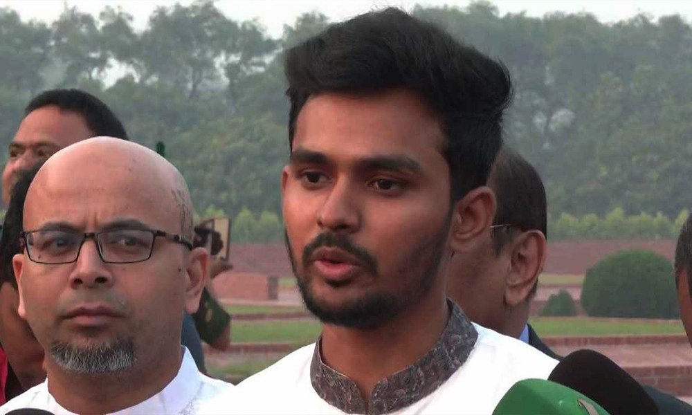 সাংবাদিকের প্রশ্ন শুনে আসিফ বললেন—‘এটা কোনো প্রশ্ন হলো?’